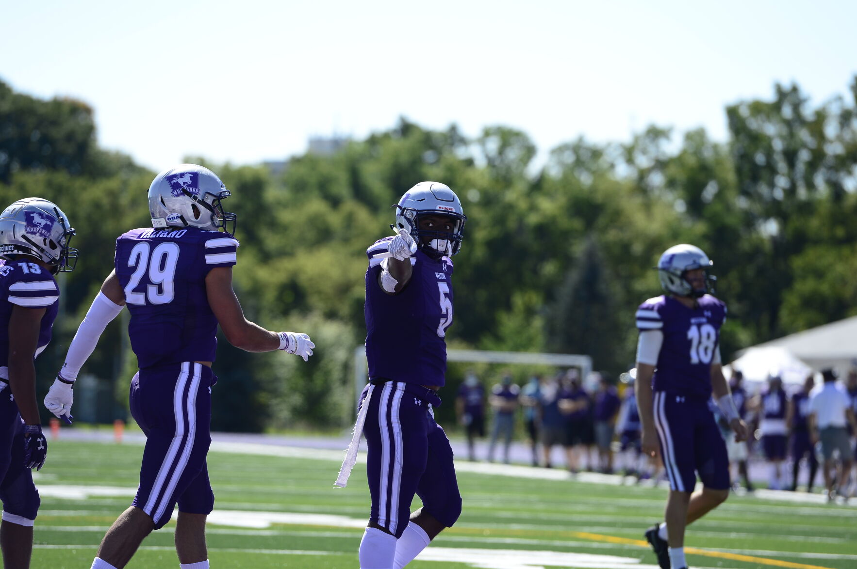 Keon Edwards football vs Mac 1